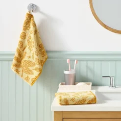 Room Essentials 17 2pk Leaves Harvest Hand Towel Set Gold - Room Essentials™