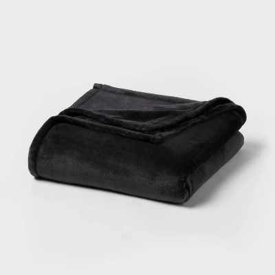 Recycled Polyester Throw Blanket - Room Essentials™ 5 Recycled Polyester Throw Blanket - Room Essentials™ - Image 3