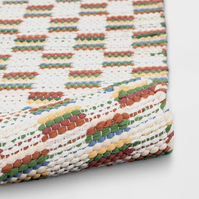 4'x5'6" Checkered Chindi Handwoven Area Rug - Room Essentials™ 5 4'x5'6" Checkered Chindi Handwoven Area Rug - Room Essentials™ - Image 3