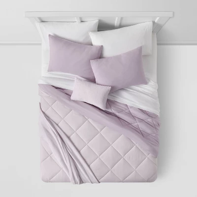 Solid Microfiber Reversible Decorative Bed Set With Throw - Room Essentials™ 4 Solid Microfiber Reversible Decorative Bed Set With Throw - Room Essentials™ - Image 2