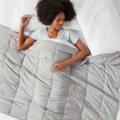 50"x70" 12lbs Weighted Blanket Gray - Room Essentials™